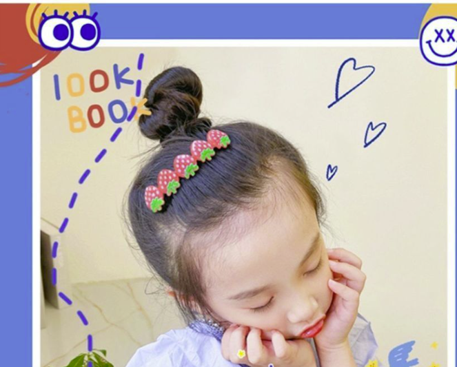 Children's hair side comb（Strawberry）