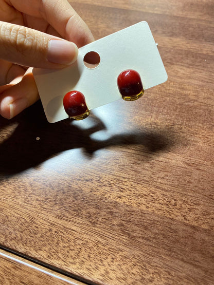 Red simple earrings