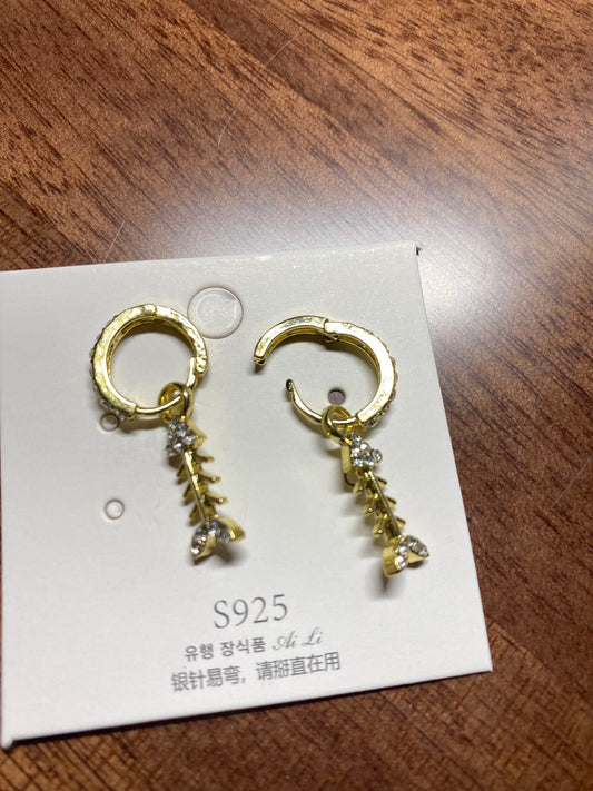 Dual-purpose fishbone shaped earrings