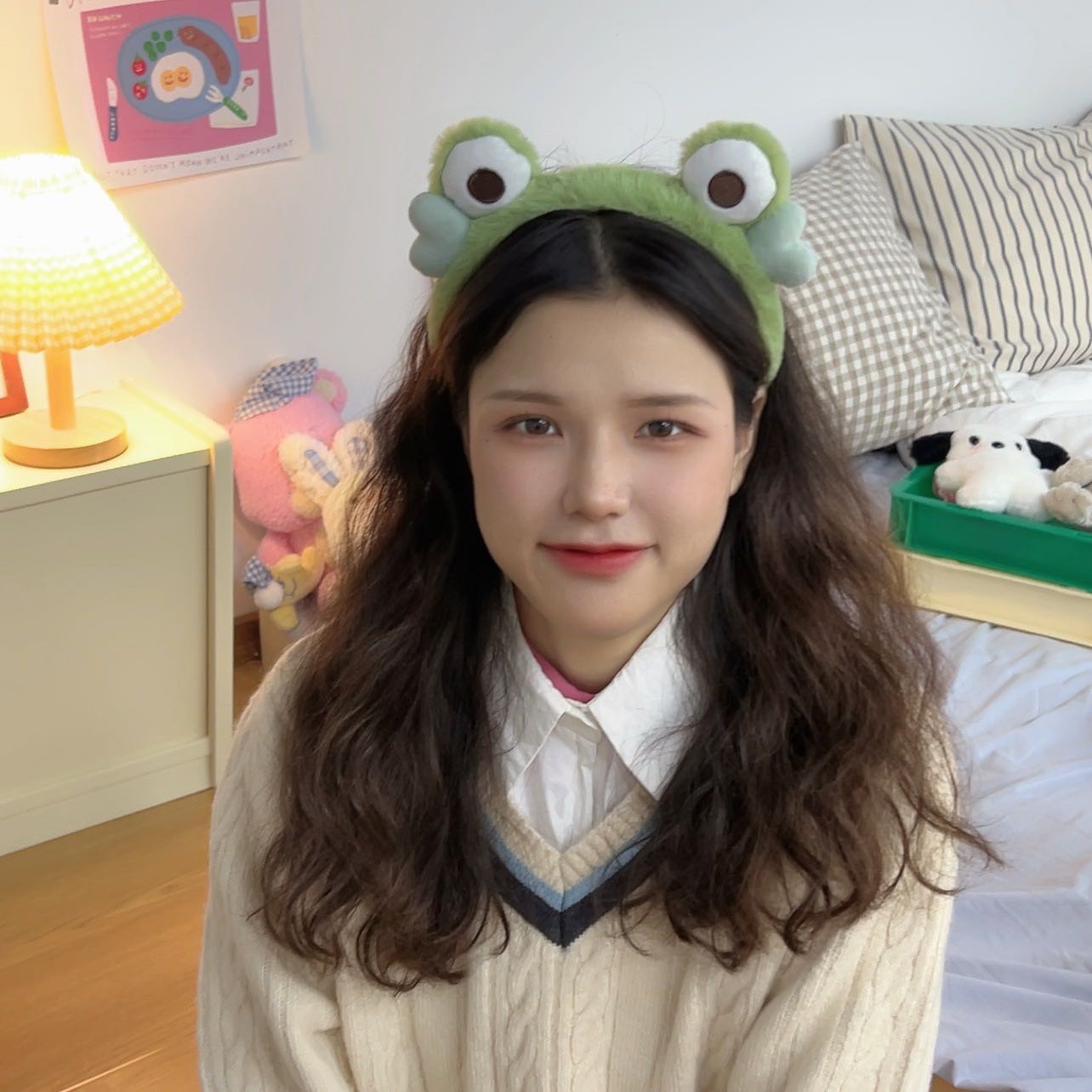 Plush cute frog hairband