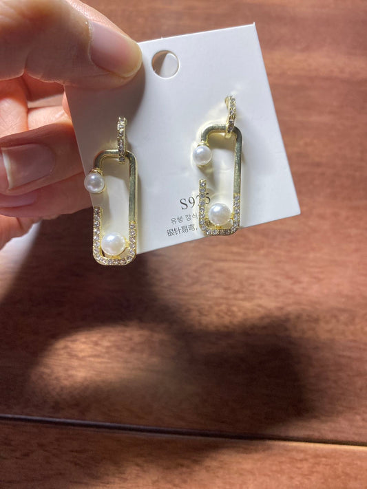 Rectangular earrings