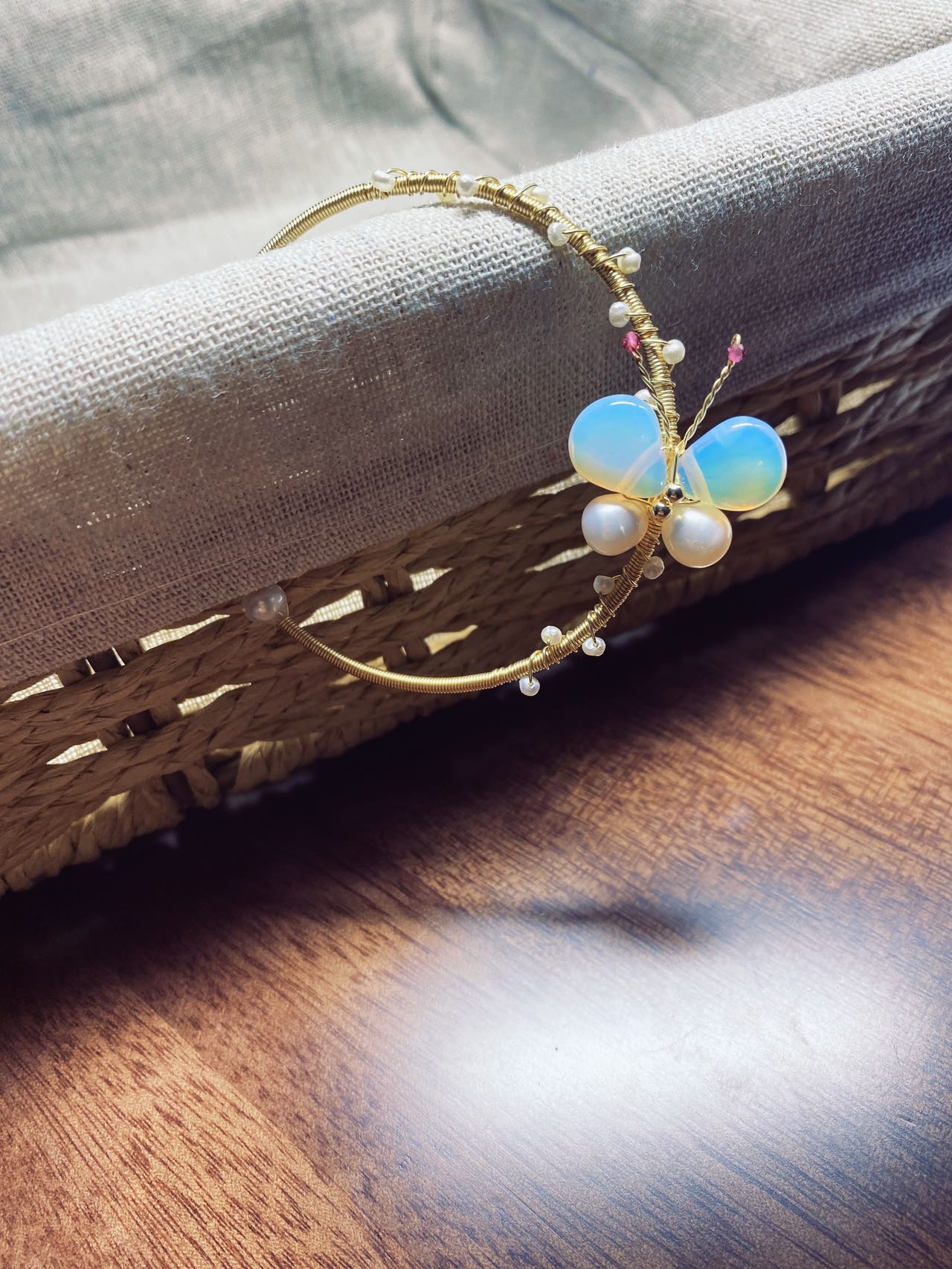 Opal butterfly pearl bracelet