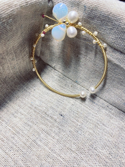 Opal butterfly pearl bracelet