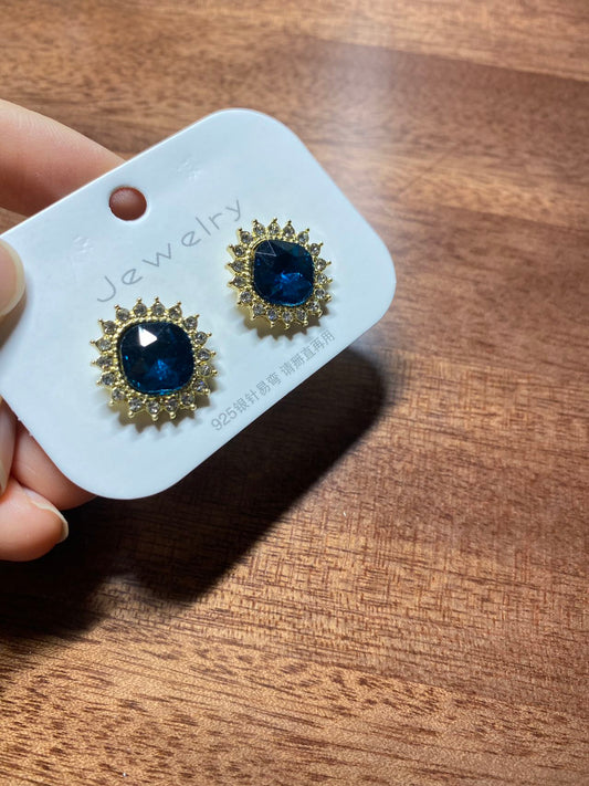 Blue sun earrings